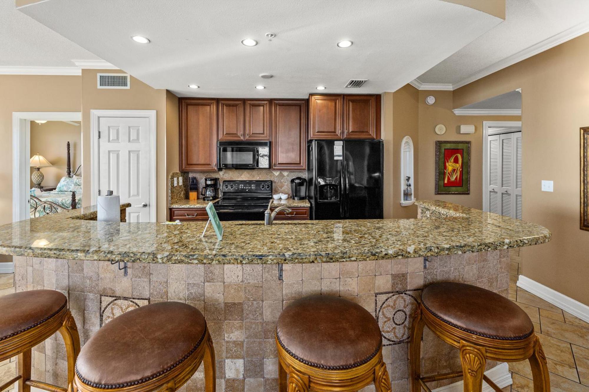 Gulf Front Master Bedroom! 2 Pools & Hot Tubs! Sleeps 8! Panama City Beach Exterior foto